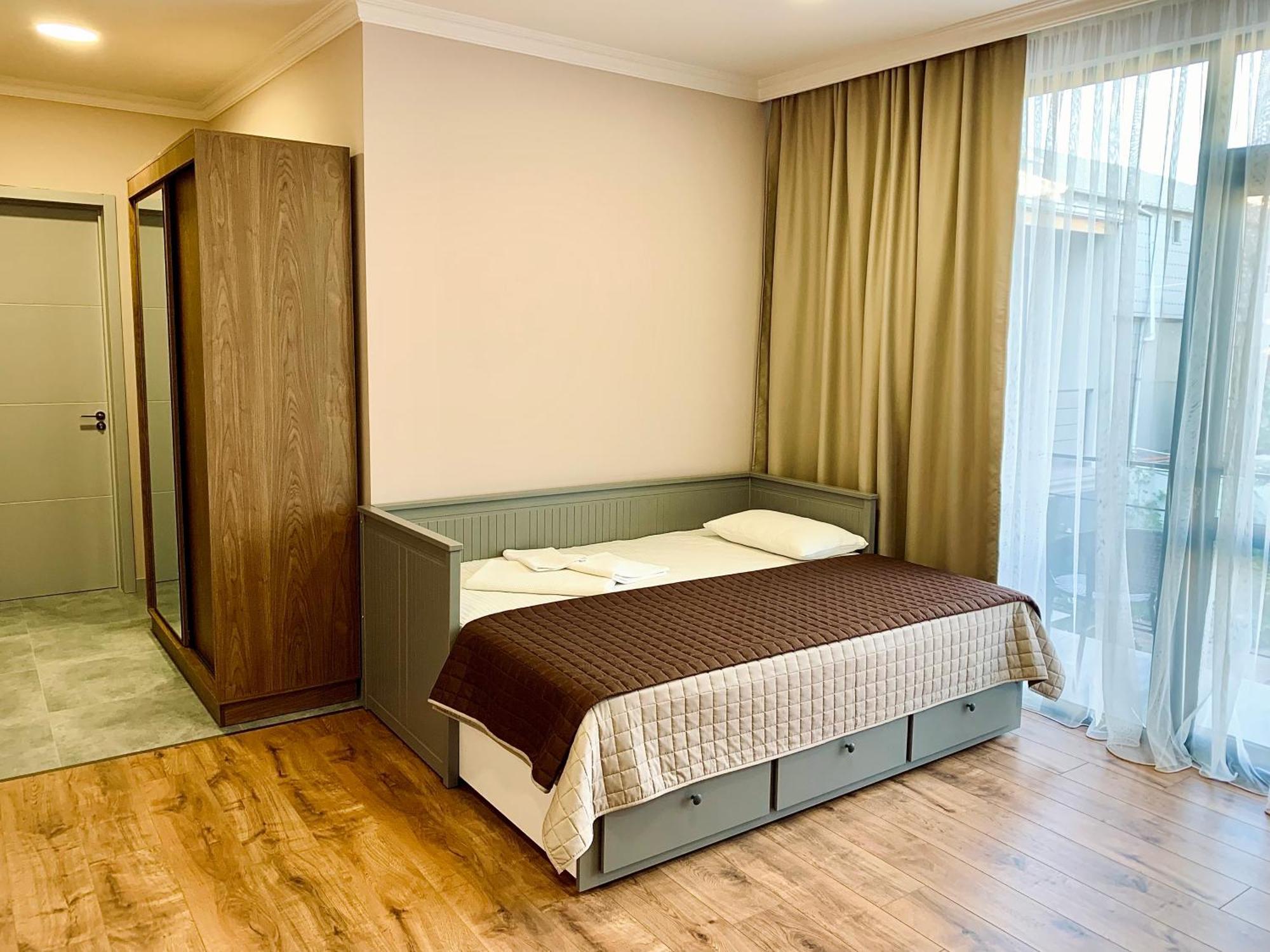 Guest House Smile Kobuleti Exterior photo