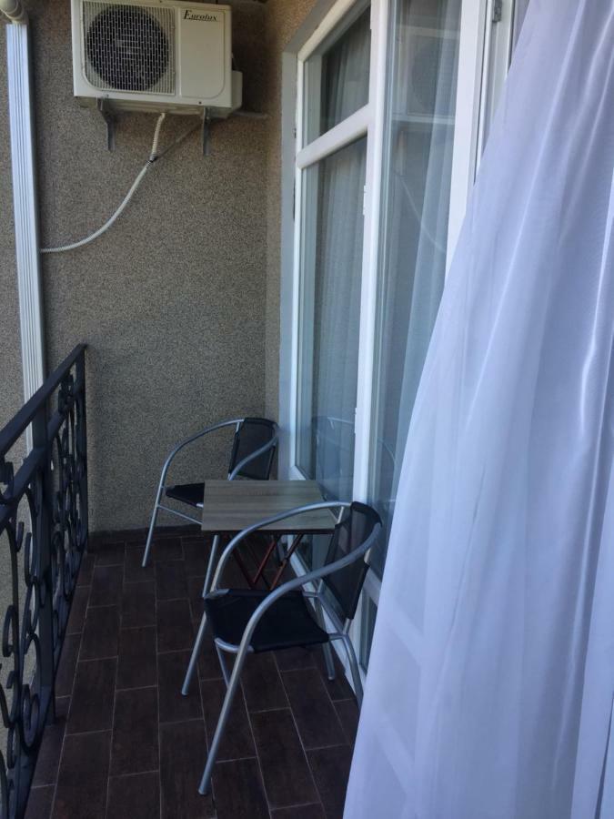 Guest House Smile Kobuleti Exterior photo